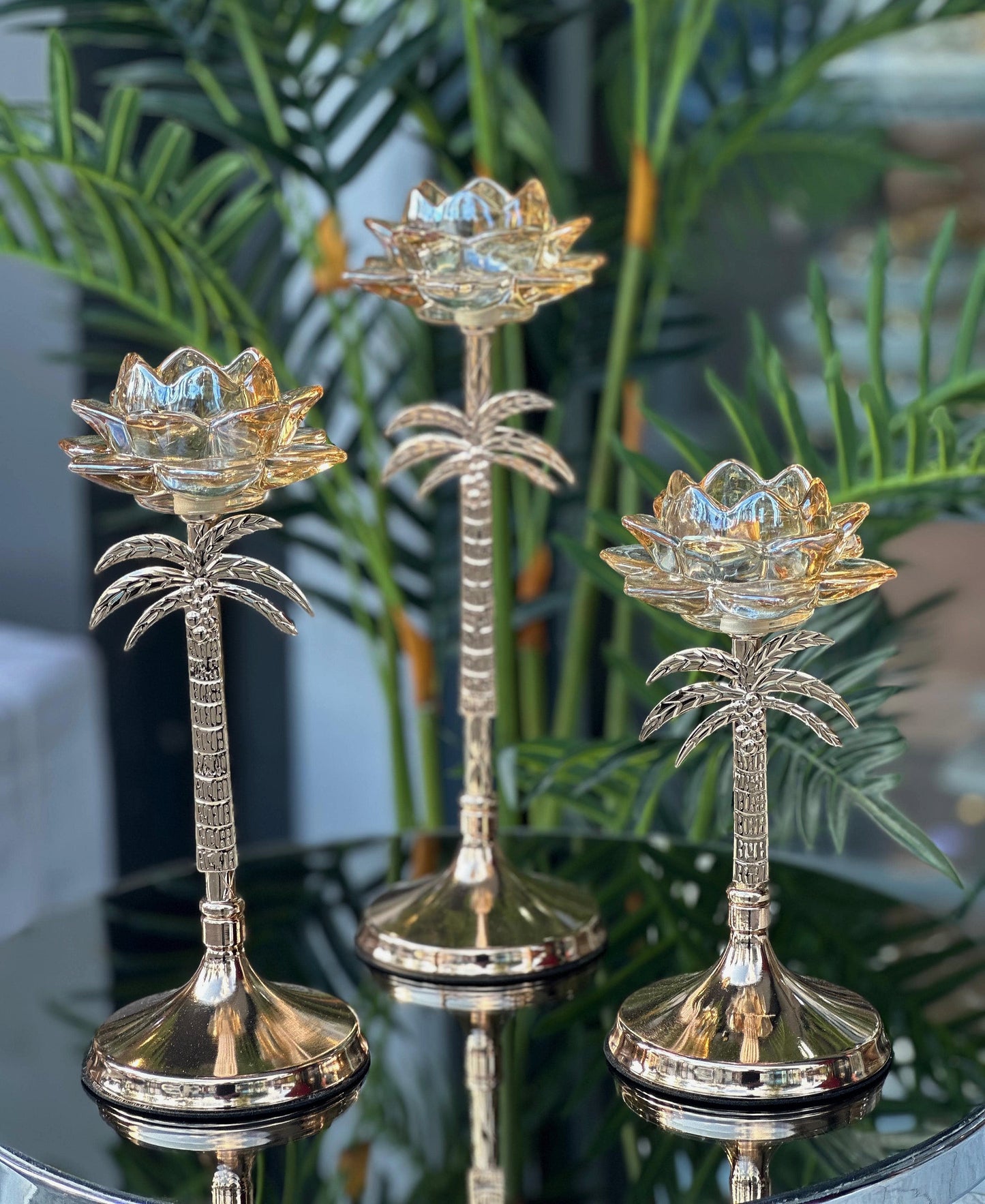 Lotus Çiçeği Detaylı Palmiye Şamdan Seti 2'lü